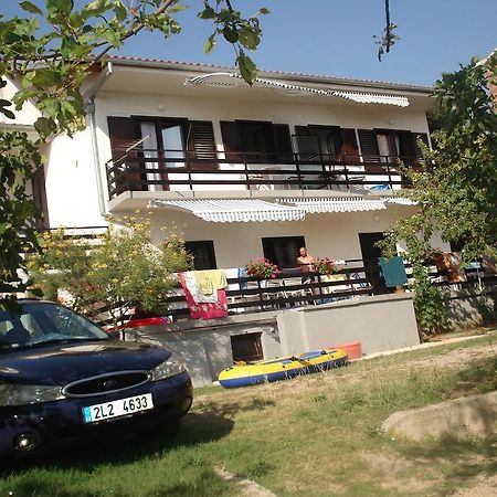 Apartments Jurlina Seline Esterno foto