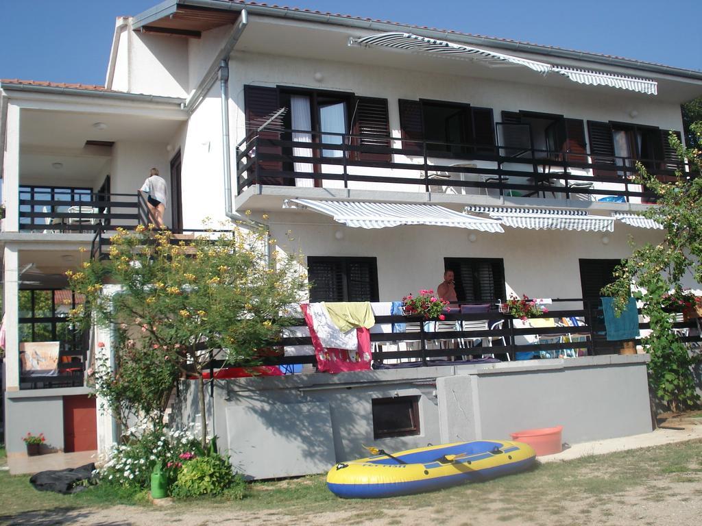 Apartments Jurlina Seline Esterno foto
