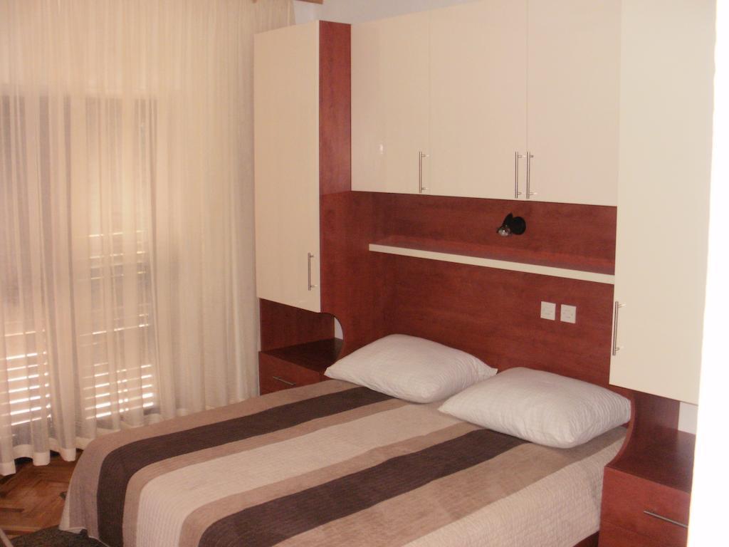 Apartments Jurlina Seline Esterno foto